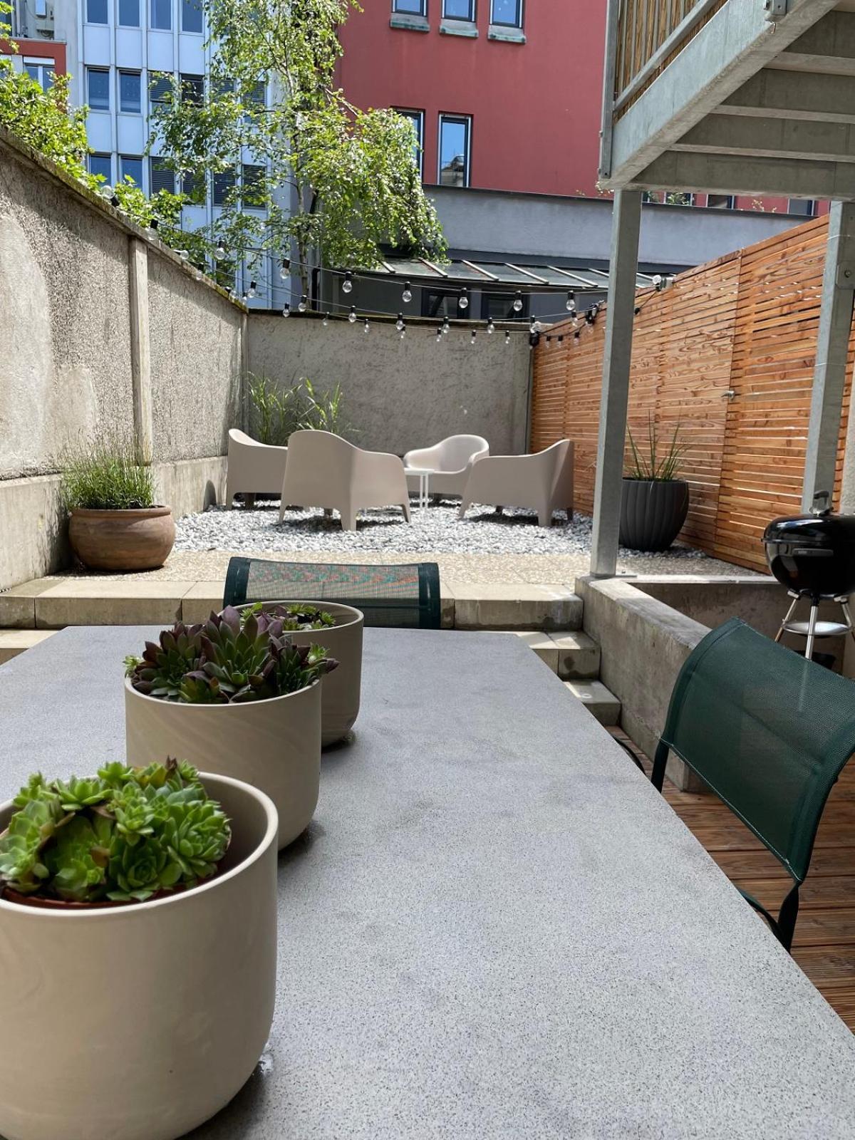 Apartment Trendige Mitten In Der Stadt Mit Privatem Parkplatz Bregenz